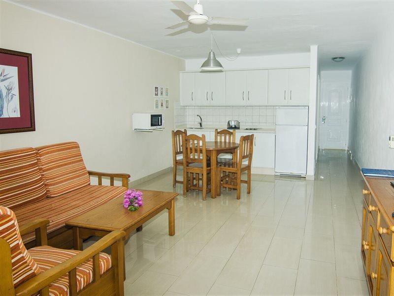 อปาร์ตาเมนโตส ปาร์เก ทรอปิคัล เอน ลันซาโรเต Aparthotel ปูแอร์โตเดลคาร์เมน ภายนอก รูปภาพ